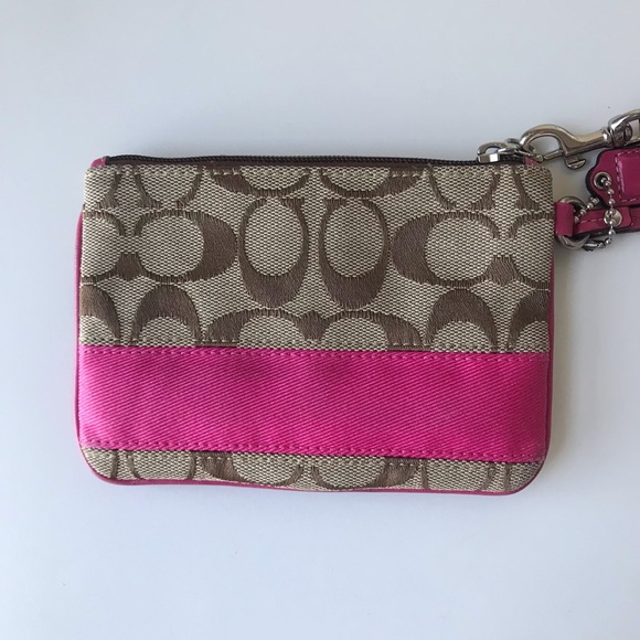 Coach Signature Jacquard Patent Leather Monogram Wristlet, Y2K / Vintage - Picture 6 of 16